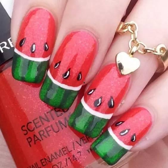 瓜哥吃瓜美甲图片大全,潮流美甲图片大全赏析